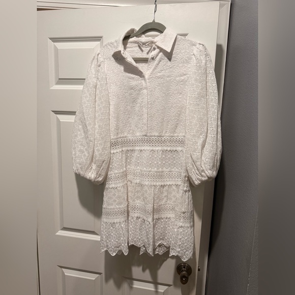 Alice + Olivia White Textured Dress - Picture 6 of 9